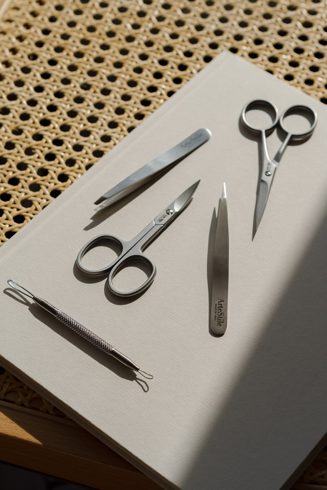 The Top 4 Reasons You Need Point Tip Tweezers In Your Life