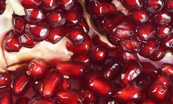 5 Of The Best Foods To Eat For Glowing Skin In Winter