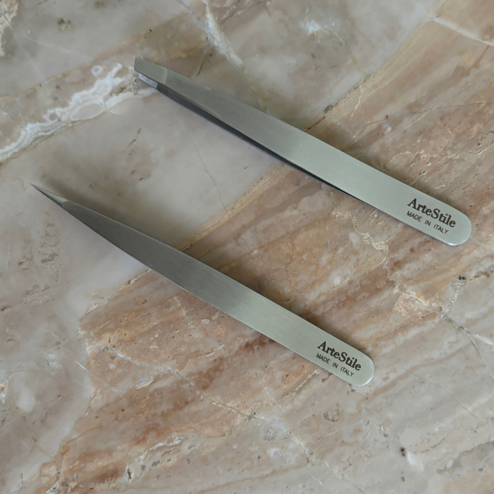 The Tweezer Duo