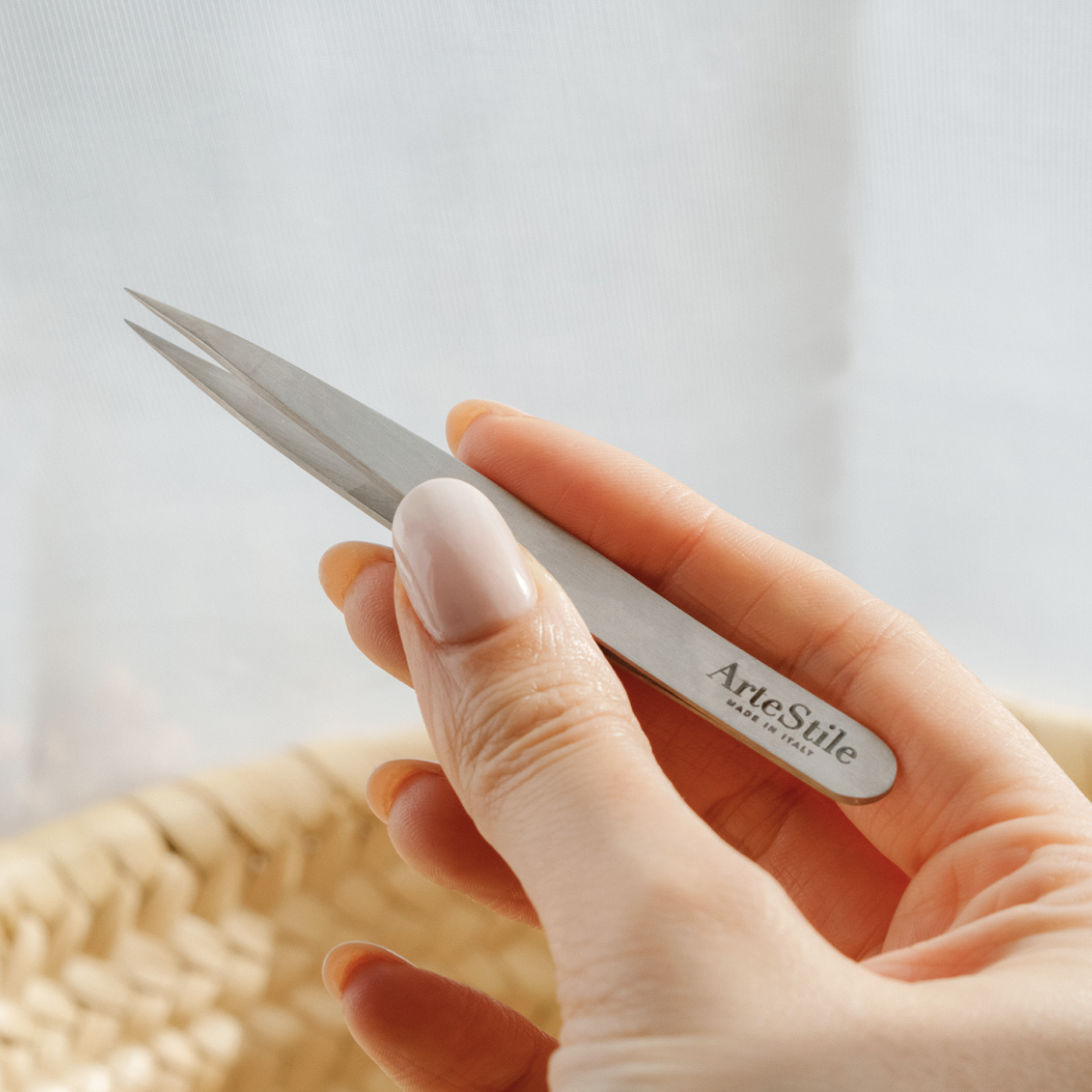 Best tweezers for ingrown hairs and facial hair removal