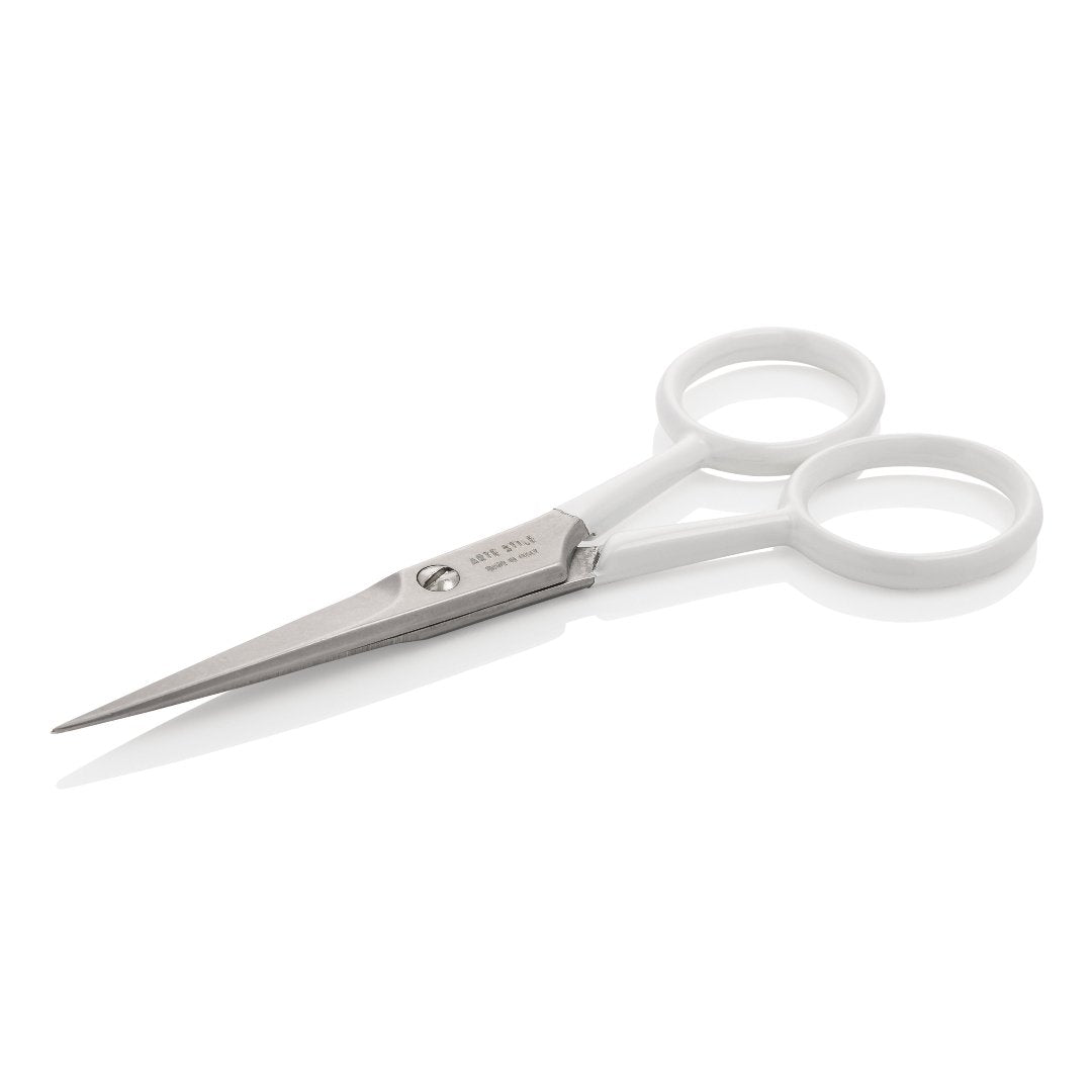 The Brow Scissors in White - ArteStile Beauty